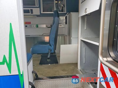 Zdjęcie 11 z 14 samochodu: 2016 FORD E450 AMBULANCE VIN:1FDXE4FSXGDC24438 - miniatura