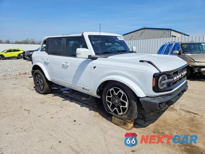 Czwarte zdjęcie samochodu z boku: 2025 FORD BRONCO OUTER BANKS VIN:1FMEE8BP1SLB66881 - miniatura
