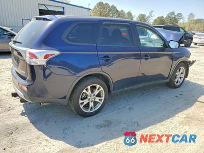 Trzecie zdjęcie samochodu z tyłu: 2015 MITSUBISHI OUTLANDER SE VIN:JA4AZ3A30FZ005508 - miniatura