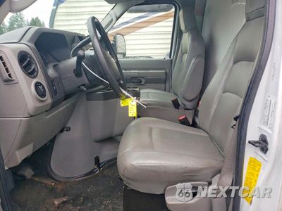 Zdjęcie 7 z 13 samochodu: 2019 FORD E450 BOX TRUCK VIN:1FDXE4FS3KDC04122 - miniatura