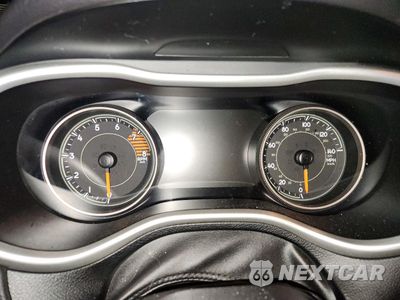 Zdjęcie 9 z 14 samochodu: 2016 JEEP CHEROKEE TRAILHAWK VIN:1C4PJMB52GD227396 - miniatura