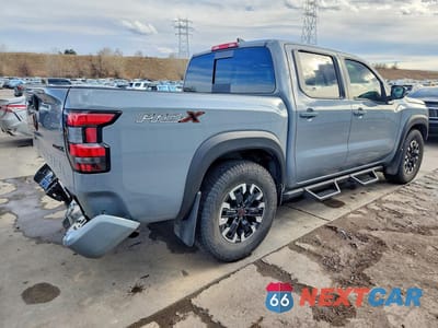 Trzecie zdjęcie samochodu z tyłu: 2024 NISSAN FRONTIER PRO-X VIN:1N6ED1EJ2RN634165 - miniatura