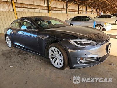 Czwarte zdjęcie samochodu z boku: 2018 TESLA MODEL S VIN:5YJSA1E22JF275460 - miniatura