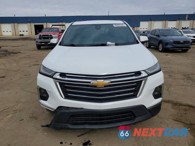 Piąte zdjęcie samochodu w środku: 2023 CHEVROLET TRAVERSE LT VIN:1GNERHKW3PJ126540 - miniatura