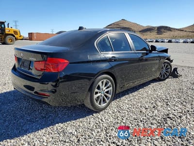 Trzecie zdjęcie samochodu z tyłu: 2016 BMW 320 XI VIN:WBA8E5G53GNT41518 - miniatura
