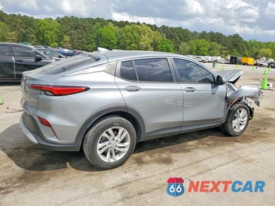 Trzecie zdjęcie samochodu z tyłu: 2024 BUICK ENVISTA PREFERRED VIN:KL47LAE24RB045329 - miniatura