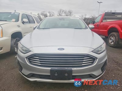 Piąte zdjęcie samochodu w środku: 2019 FORD FUSION SE VIN:3FA6P0HD1KR156702 - miniatura