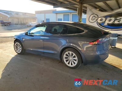 Drugie zdjęcie samochodu z przodu: 2018 TESLA MODEL X VIN:5YJXCAE24JF123616 - miniatura