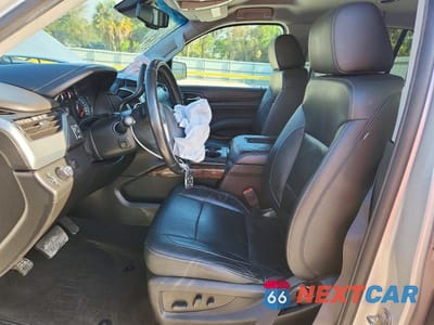 Zdjęcie 7 z 12 samochodu: 2018 CHEVROLET TAHOE C1500 LT VIN:1GNSCBKC4JR289049 - miniatura