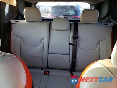 Zdjęcie 10 z 13 samochodu: 2016 JEEP RENEGADE LIMITED VIN:ZACCJBDT8GPC60547 - miniatura