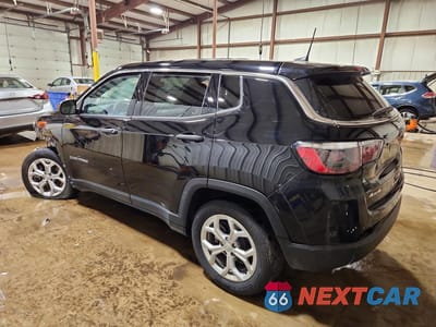 Drugie zdjęcie samochodu z przodu: 2024 JEEP COMPASS SPORT VIN:3C4NJDAN1RT171263 - miniatura