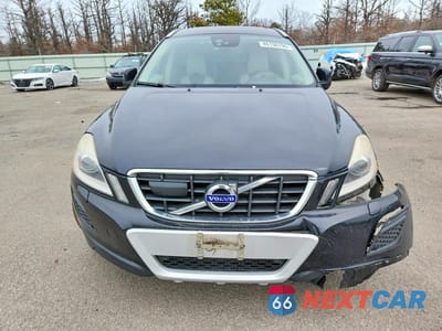 Piąte zdjęcie samochodu w środku: 2013 VOLVO XC60 T6 VIN:YV4902DZ2D2428767 - miniatura