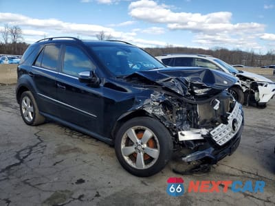 Czwarte zdjęcie samochodu z boku: 2010 MERCEDES-BENZ ML 350 4MATIC VIN:4JGBB8GB9AA580431 - miniatura