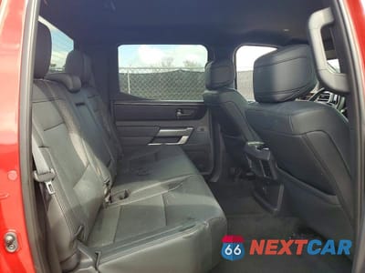 Zdjęcie 10 z 12 samochodu: 2025 TOYOTA TUNDRA SR5 VIN:5TFLA5DB1SX267872 - miniatura