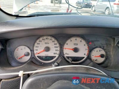 Zdjęcie 9 z 12 samochodu: 2004 DODGE NEON SXT VIN:1B3ES56C34D509739 - miniatura