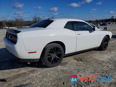 Trzecie zdjęcie samochodu z tyłu: 2018 DODGE CHALLENGER SXT VIN:2C3CDZAG5JH118841 - miniatura