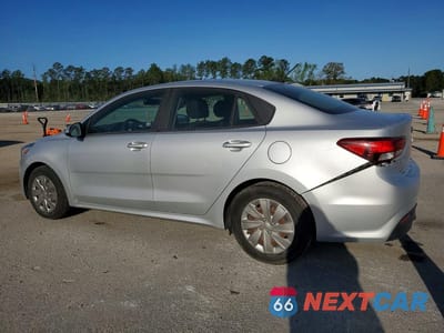 Drugie zdjęcie samochodu z przodu: 2018 KIA RIO S VIN:3KPA24AB9JE077173 - miniatura