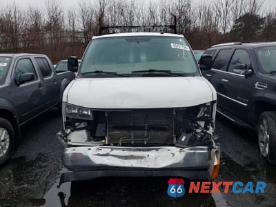 Piąte zdjęcie samochodu w środku: 2018 CHEV EXPRESS G2500 VIN:1GCWGAFB7J1345722 - miniatura