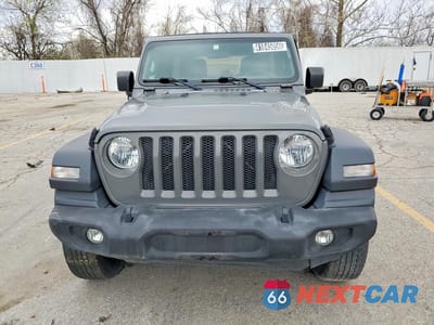 Piąte zdjęcie samochodu w środku: 2019 JEEP WRANGLER UNLIMITED VIN:1C4HJXDN0KW533755 - miniatura