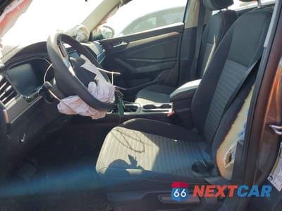 Zdjęcie 7 z 11 samochodu: 2023 VOLKSWAGEN JETTA S VIN:3VW5M7BU8PM013019 - miniatura