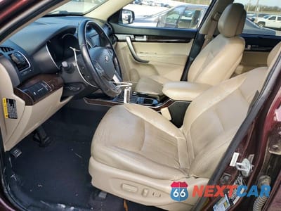 Zdjęcie 7 z 12 samochodu: 2015 KIA SORENTO EX VIN:5XYKU4A79FG619392 - miniatura