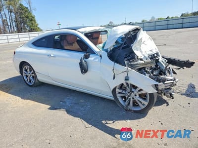 Czwarte zdjęcie samochodu z boku: 2017 MERCEDES-BENZ C 300 4MATIC VIN:WDDWJ4KB3HF368538 - miniatura