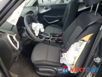 Zdjęcie 7 z 13 samochodu: 2022 KIA SOUL LX VIN:KNDJ23AU2N7828289 - miniatura