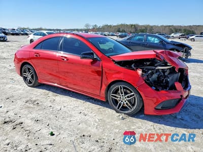 Czwarte zdjęcie samochodu z boku: 2019 MERCEDES-BENZ CLA 250 VIN:WDDSJ4EB9KN752671 - miniatura