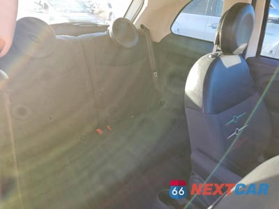 Zdjęcie 10 z 12 samochodu: 2016 FIAT 500 POP VIN:3C3CFFAR1GT229915 - miniatura