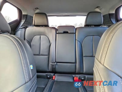 Zdjęcie 10 z 14 samochodu: 2025 VOLVO XC40 PLUS VIN:YV4L12UC5S2458650 - miniatura