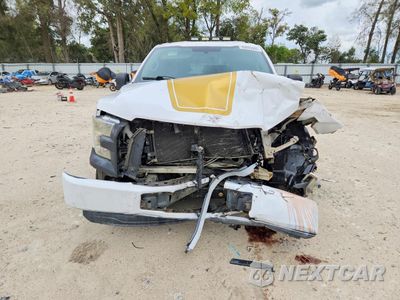 Piąte zdjęcie samochodu w środku: 2015 FORD F150 SUPER CAB VIN:1FTEX1C88FKE67933 - miniatura