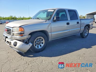 2005 GMC NEW SIERRA C1500 2GTEC13T851154766 - główne zdjęcie licytacji z USA - miniatura