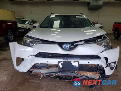 Piąte zdjęcie samochodu w środku: 2016 TOYOTA RAV4 HYBRID LIMITED VIN:JTMDJREV4GD022299 - miniatura
