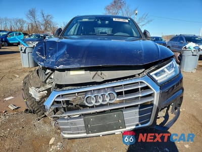 Piąte zdjęcie samochodu w środku: 2018 AUDI Q5 PREMIUM PLUS VIN:WA1BNAFY1J2217666 - miniatura