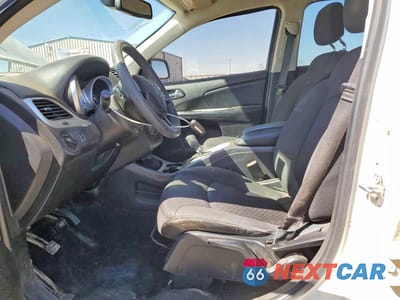 Zdjęcie 7 z 14 samochodu: 2018 DODGE JOURNEY SE VIN:3C4PDCAB5JT519800 - miniatura
