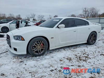 2013 DODGE CHARGER SRT-8 2C3CDXEJ6DH681024 - główne zdjęcie licytacji z USA - miniatura