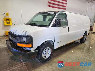 2003 CHEVROLET EXPRESS G2500 1GCFG29T831160818 - główne zdjęcie licytacji z USA - miniatura