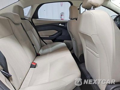 Zdjęcie 10 z 12 samochodu: 2015 FORD FOCUS SE VIN:1FADP3F21FL211132 - miniatura
