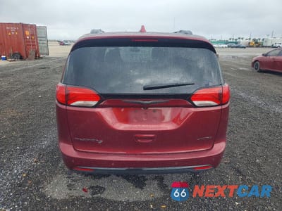Zdjęcie 6 z 14 samochodu: 2019 CHRYSLER PACIFICA LIMITED VIN:2C4RC1GG2KR720366 - miniatura