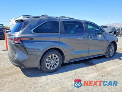 Trzecie zdjęcie samochodu z tyłu: 2025 TOYOTA SIENNA LE 8-PASSENGER VIN:5TDKRKEC0SS279558 - miniatura