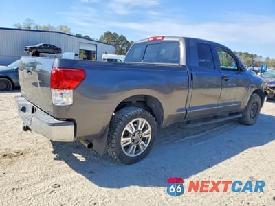 Trzecie zdjęcie samochodu z tyłu: 2013 TOYOTA TUNDRA GRADE VIN:5TFRM5F1XDX058784 - miniatura