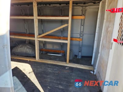 Zdjęcie 10 z 12 samochodu: 1997 CHEVROLET EXPRESS 2500 UTILITY / SERVICE VAN VIN:1GCGG25RXV1021842 - miniatura