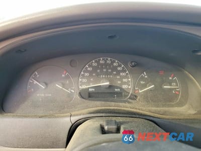 Zdjęcie 9 z 11 samochodu: 1999 MAZDA B2500 VIN:4F4YR12C2XTM33325 - miniatura