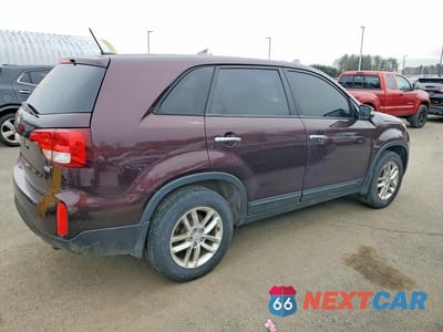 Trzecie zdjęcie samochodu z tyłu: 2015 KIA SORENTO LX VIN:5XYKT3A64FG641434 - miniatura