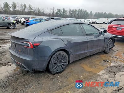 Trzecie zdjęcie samochodu z tyłu: 2025 TESLA MODEL 3 VIN:5YJ3E1EA2SF916480 - miniatura