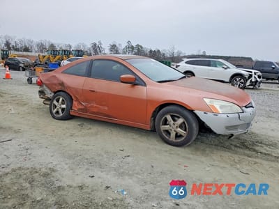 Czwarte zdjęcie samochodu z boku: 2003 HONDA ACCORD EX VIN:1HGCM726X3A029436 - miniatura