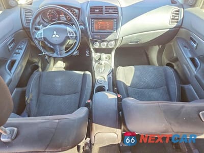 Zdjęcie 8 z 13 samochodu: 2013 MITSUBISHI OUTLANDER SPORT LE VIN:4A4AR5AU7DE021860 - miniatura