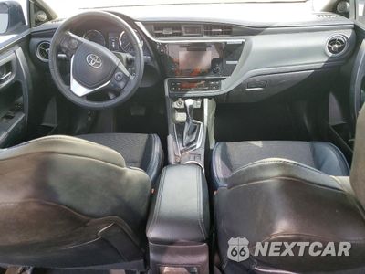 Zdjęcie 8 z 14 samochodu: 2018 TOYOTA COROLLA SE VIN:5YFBURHE6JP816400 - miniatura