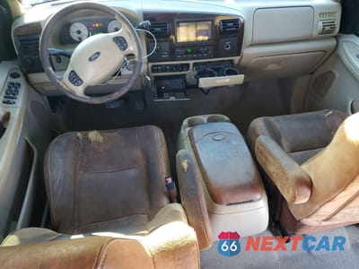 Zdjęcie 8 z 13 samochodu: 2005 FORD F350 SUPER DUTY VIN:1FTWW33PX5EC30173 - miniatura