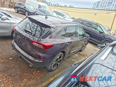Czwarte zdjęcie samochodu z boku: 2023 FORD ESCAPE ST LINE SELECT VIN:1FMCU9NA8PUB45082 - miniatura